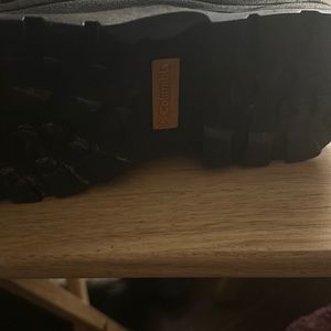 Columbia Mens 7 hiking boot
